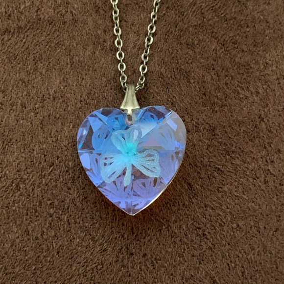 Jewelry - 🛍FREE WITH BUNDLE🌟Shamrock heart necklace St Patrick’s Day